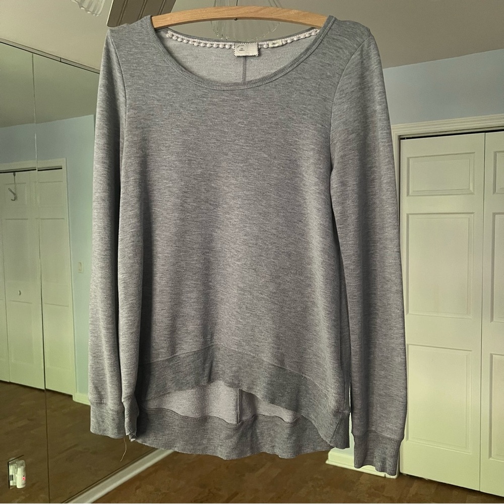 Anthropologie Heather Gray Long Sleeve Sweater in XS